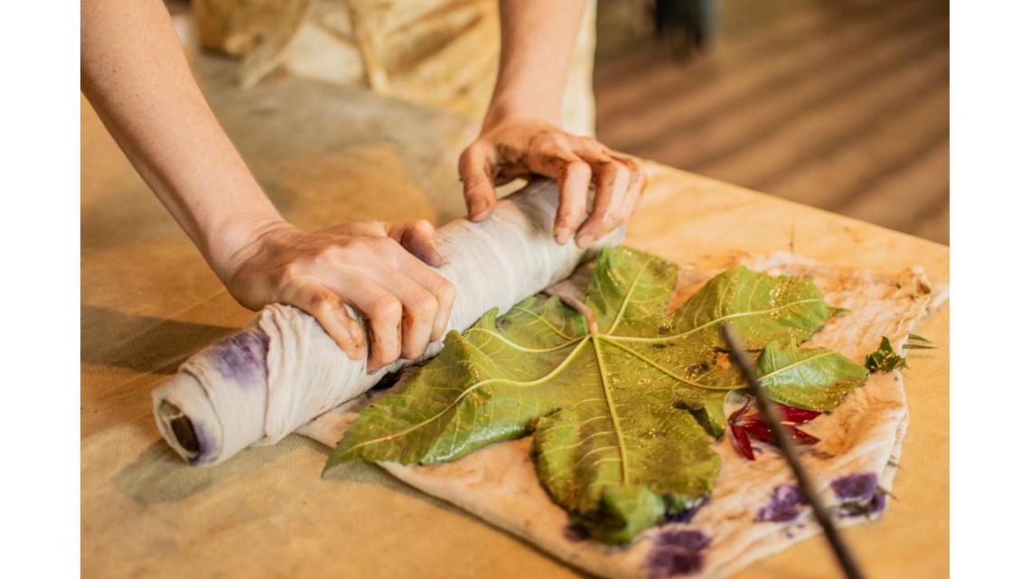 Ambay Impresión Natural: Viste tu alma con el poder sanador de la tierra