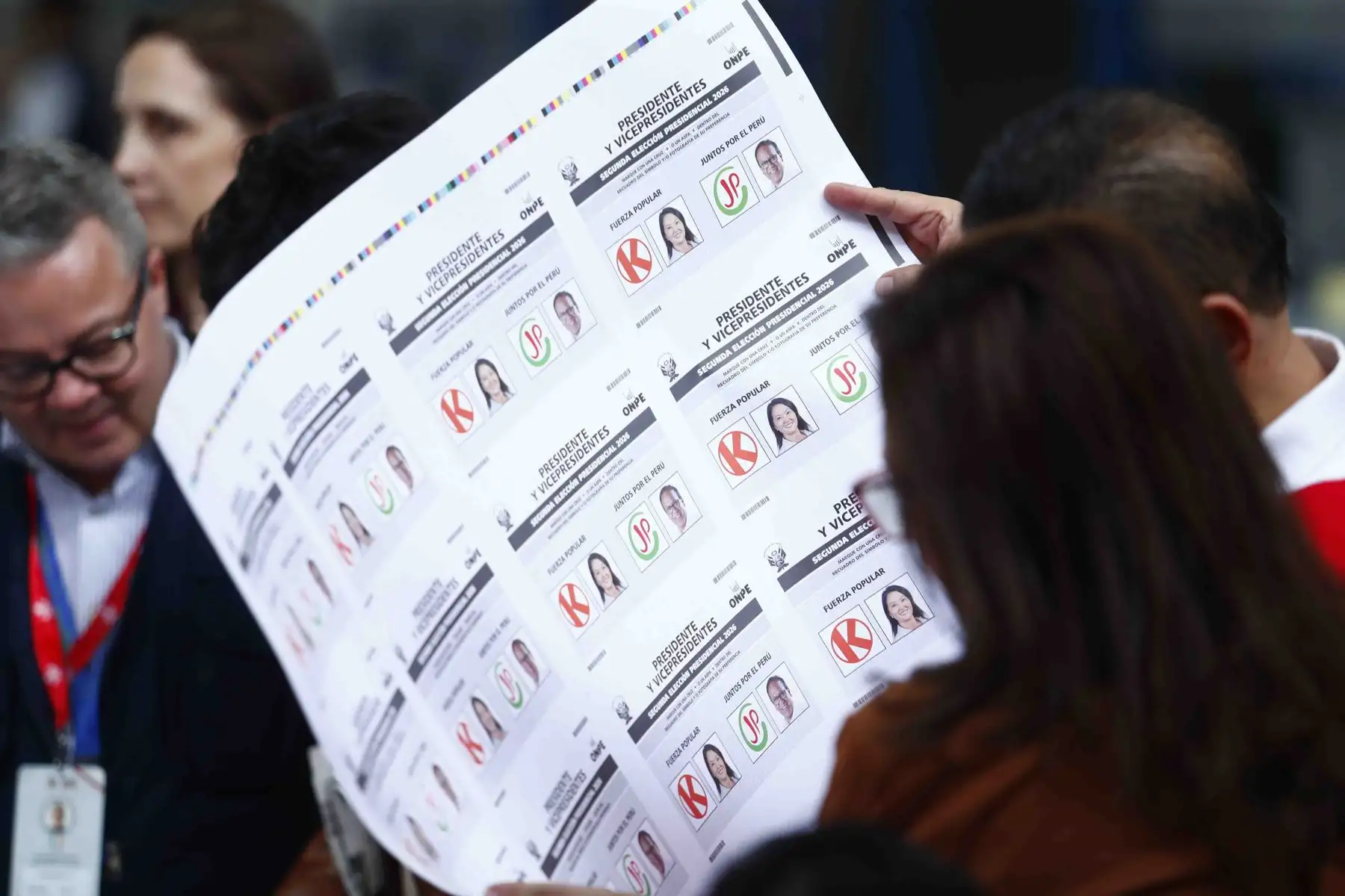 Representantes de diversas instituciones