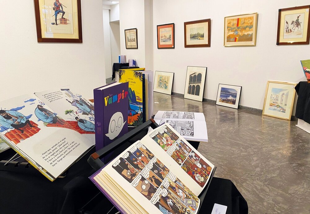 Arte y Esperanza: Exposición Solidaria de Cuadros y Libros para Apoyar a Cáritas